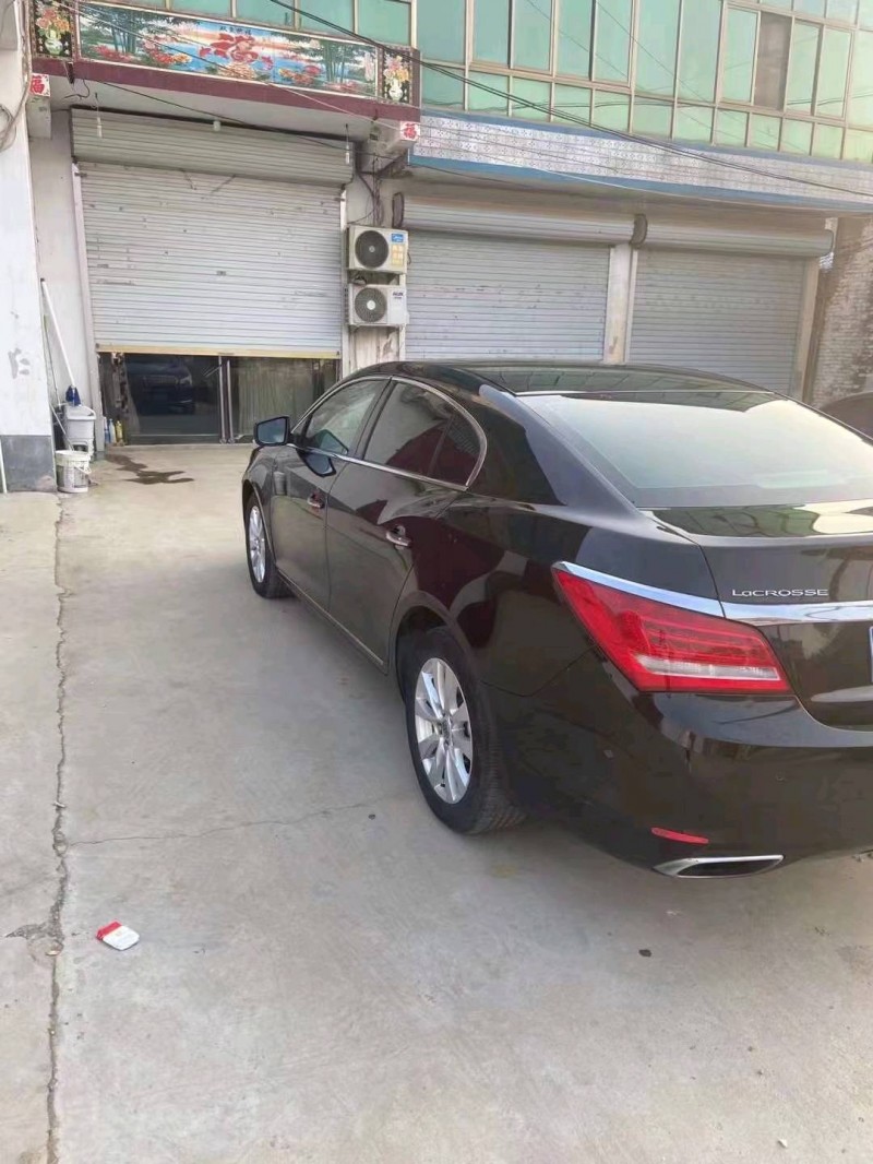 枣庄17年别克君越4