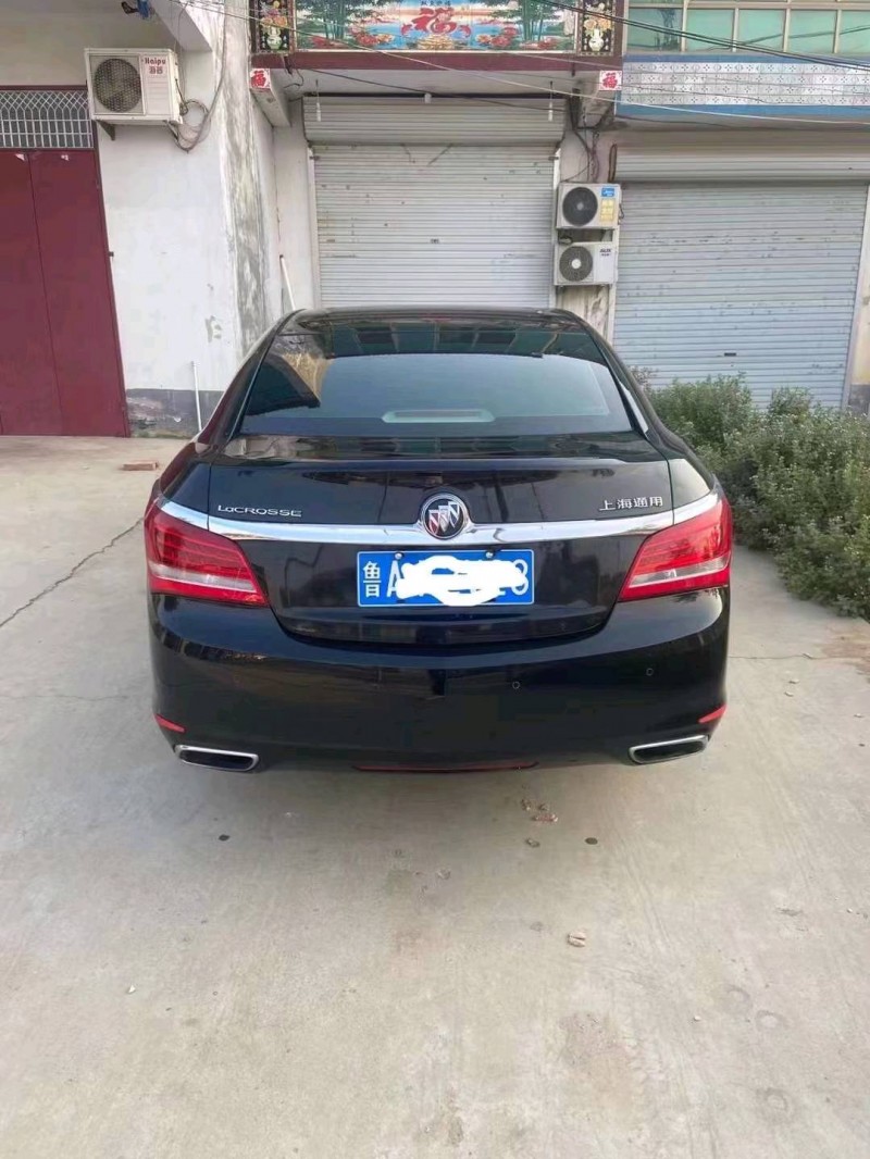 枣庄17年别克君越5