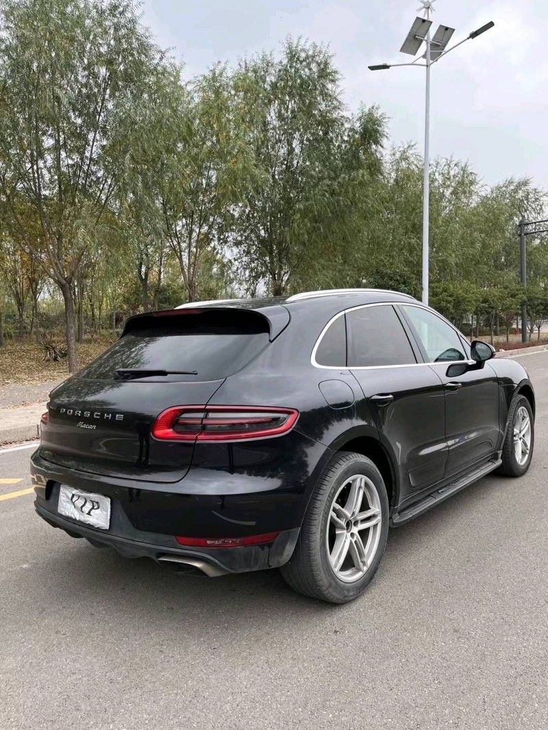 枣庄14年保时捷Macan7