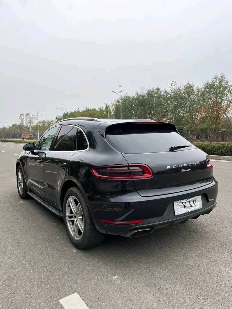 枣庄14年保时捷Macan9