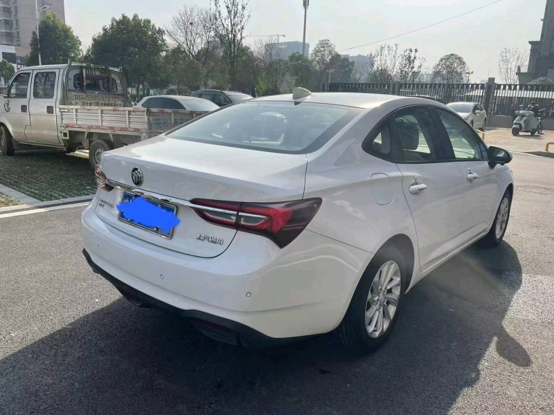 淮南20年别克威朗4