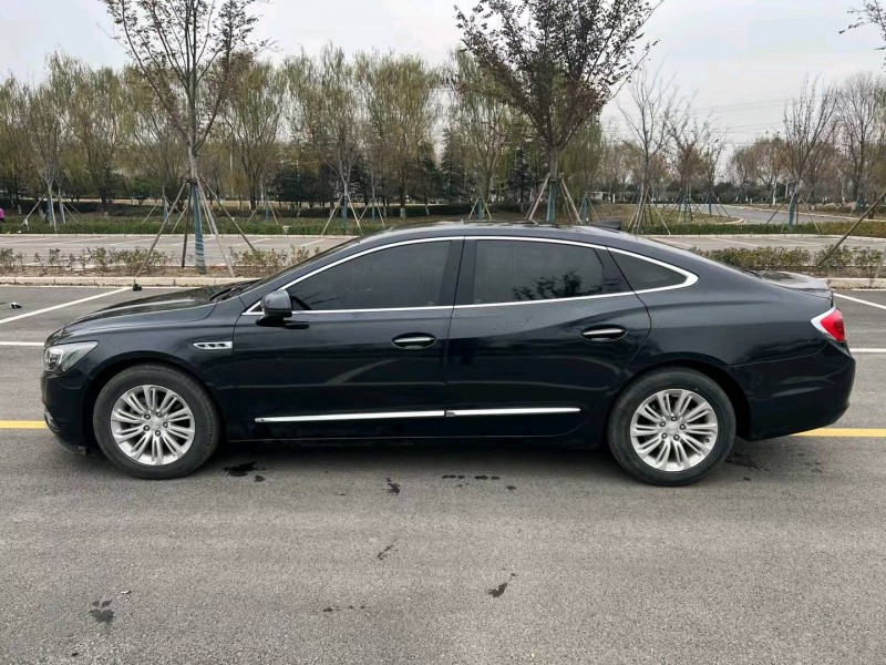 徐州20年别克君越3