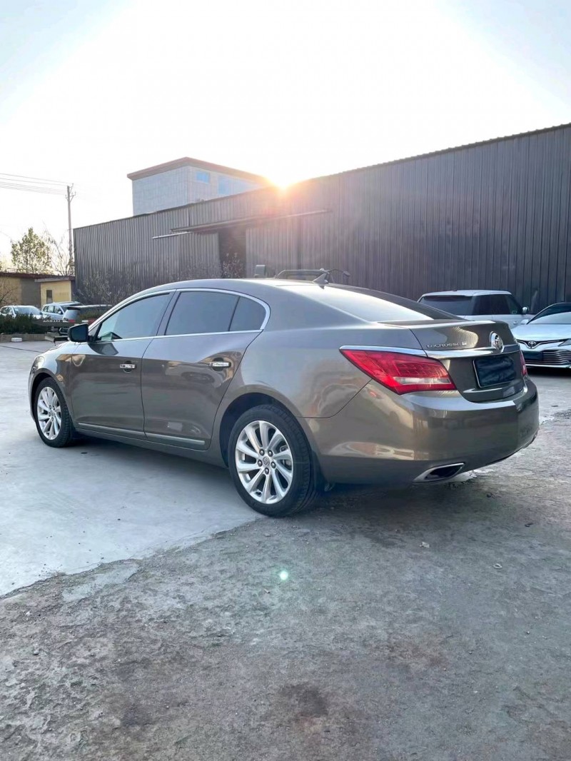 临沂14年别克君越8