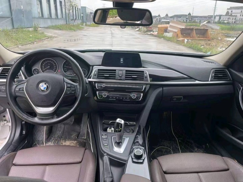 宜昌18年宝马3系7