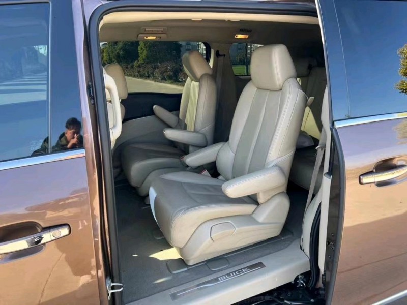 盐城19年别克GL84