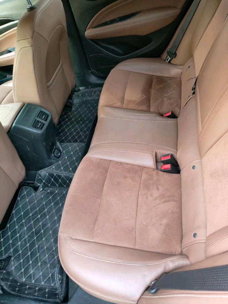 枣庄19年别克君威3