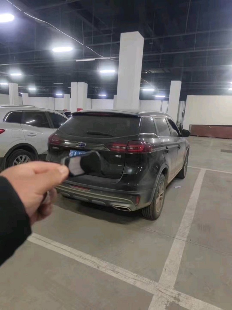 邯郸19年吉利博越3