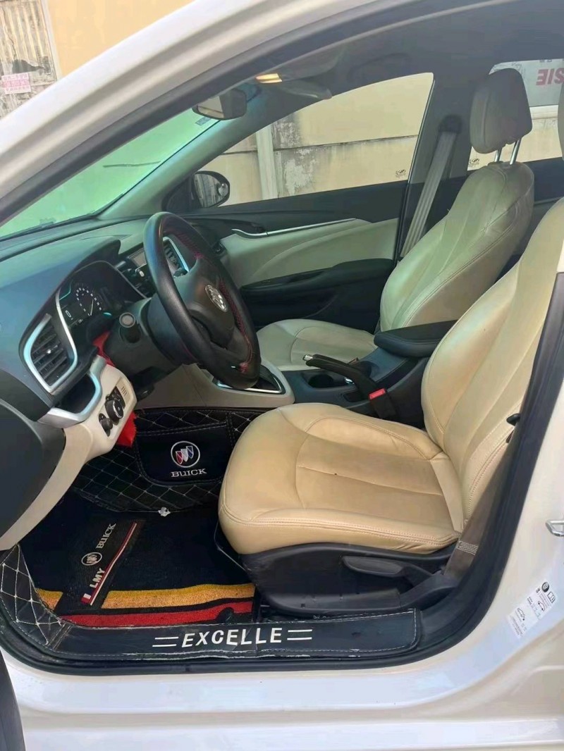 徐州20年别克英朗5