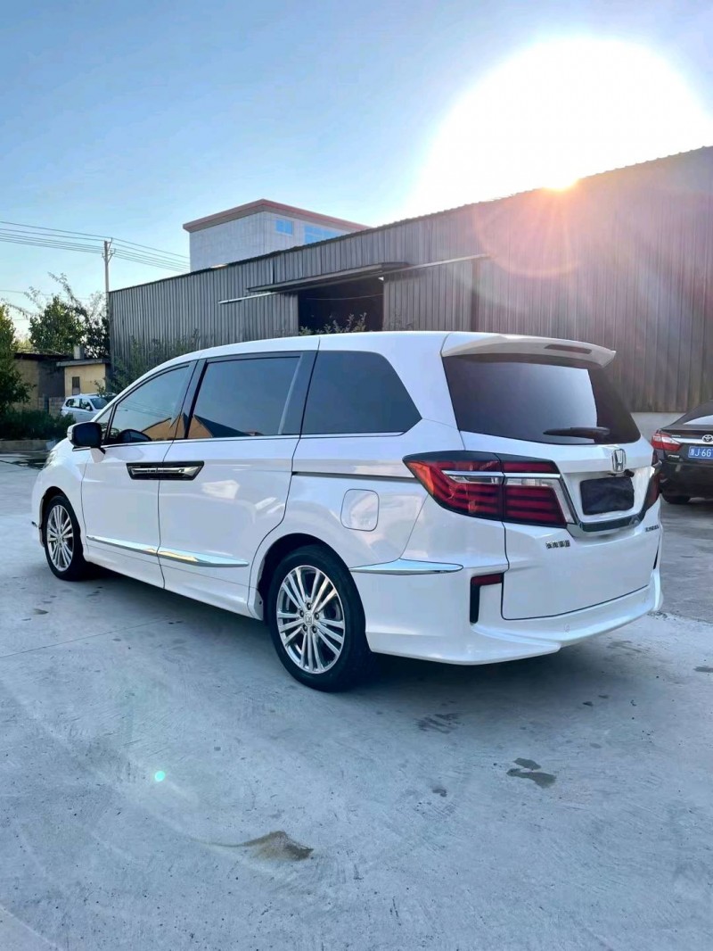 临沂19年本田艾力绅8