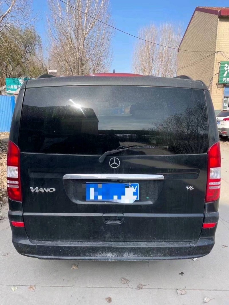 枣庄13年奔驰唯雅诺7