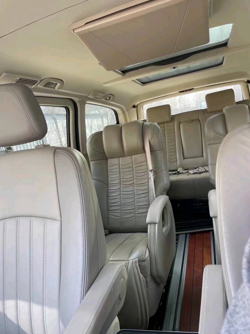 枣庄13年奔驰唯雅诺5