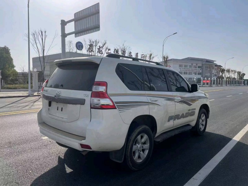 宜昌15年丰田普拉多3