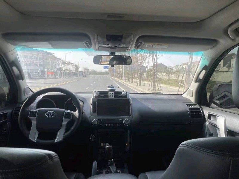 宜昌15年丰田普拉多4