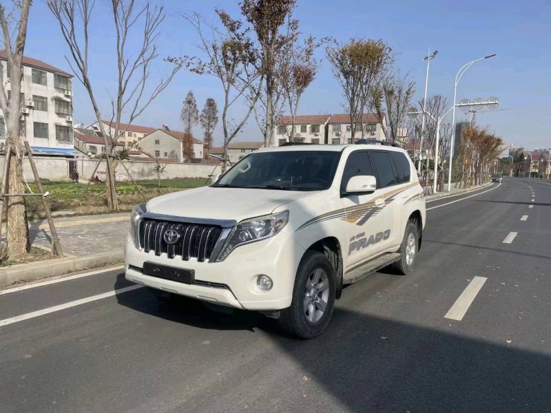 宜昌15年丰田普拉多7