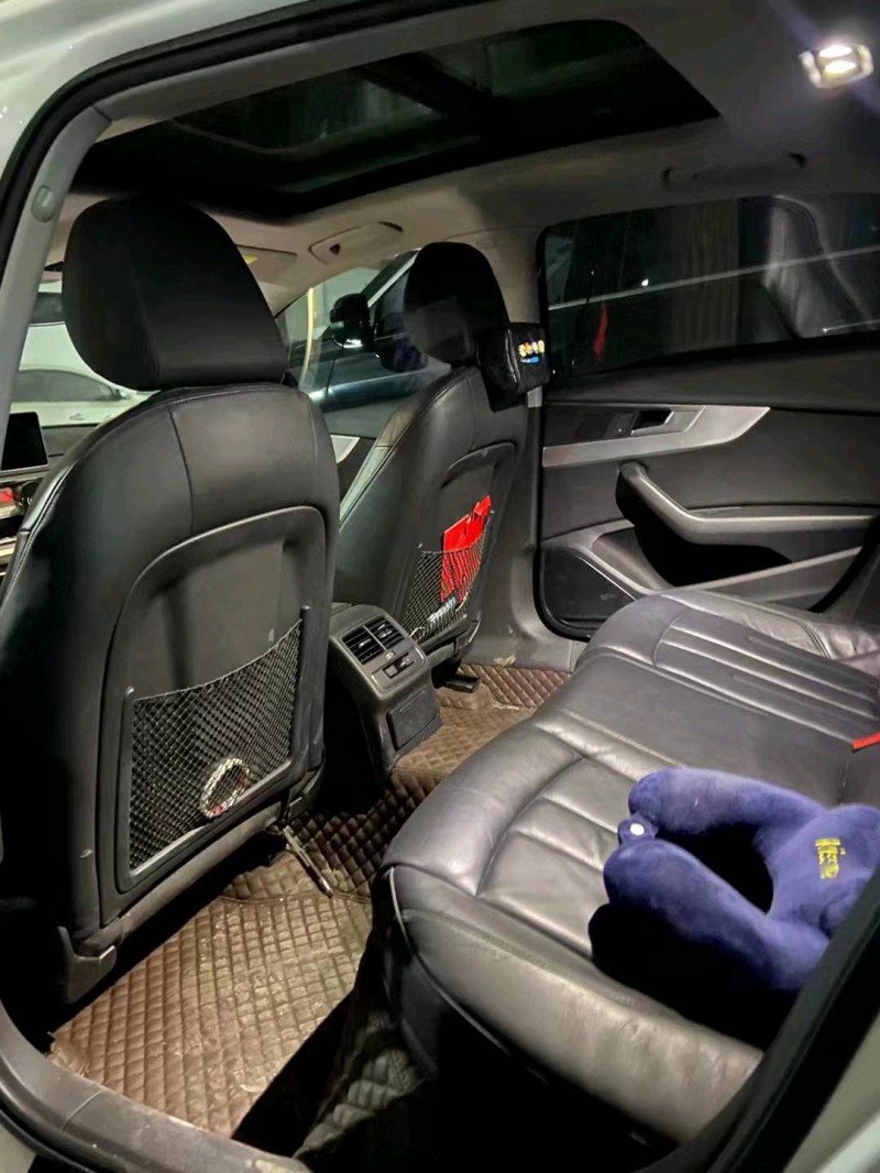 成都18年奥迪A4L4