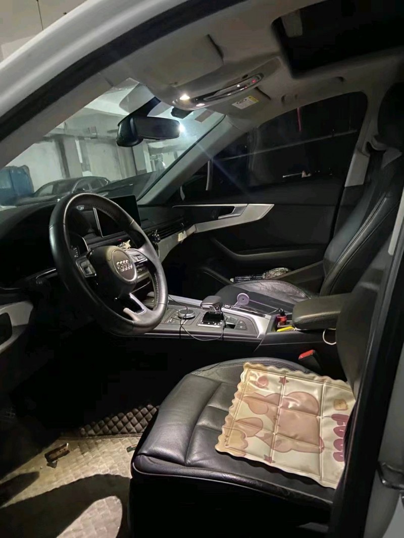 成都18年奥迪A4L6