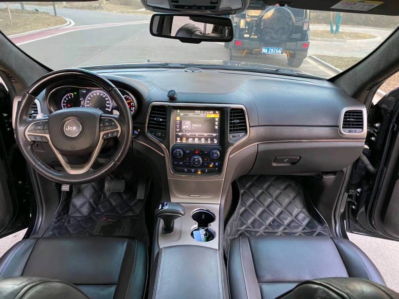 廊坊15年Jeep大切诺基2