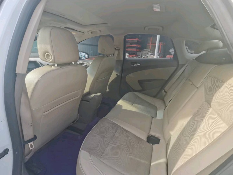 保定15年别克英朗GT9