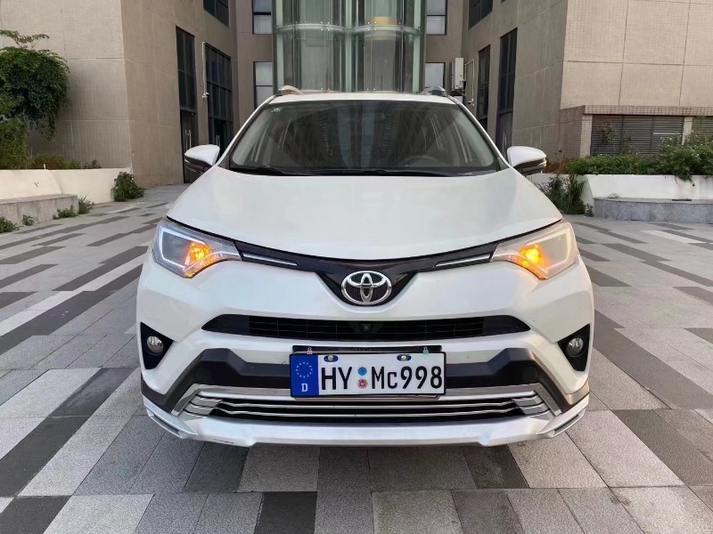 汕頭17年豐田RAV41