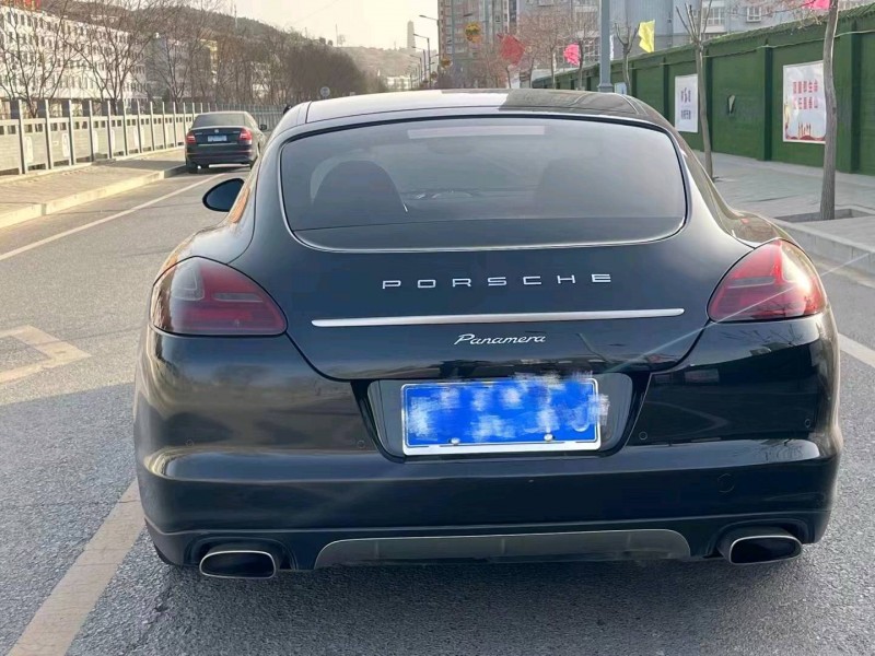 宜昌18年保时捷帕拉梅拉7