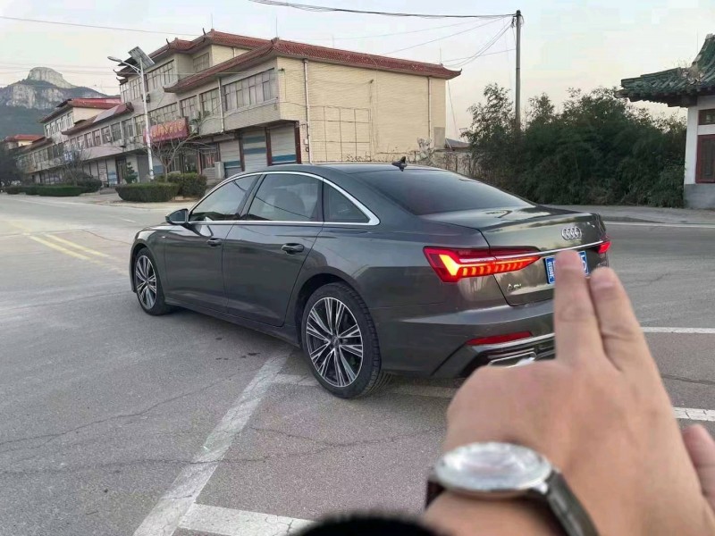 枣庄19年奥迪A6L6