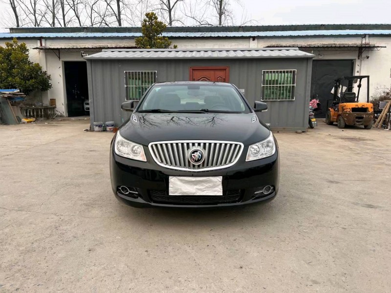 徐州12年别克君越9