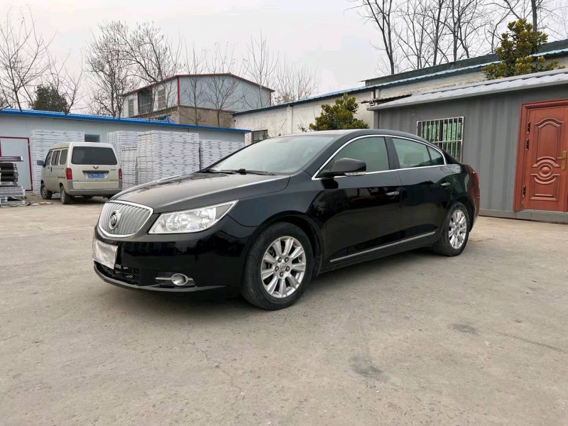 徐州12年别克君越7