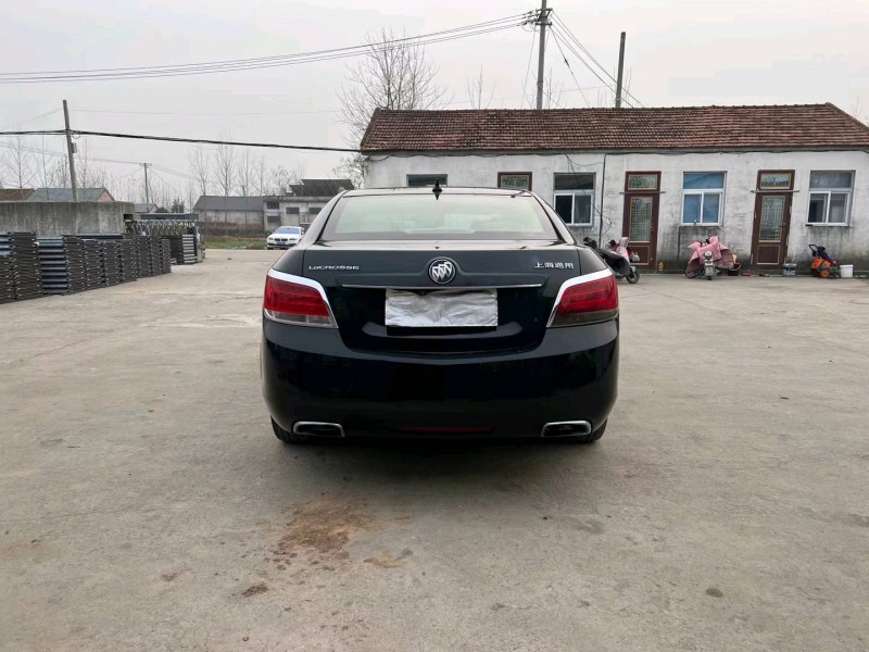 徐州12年别克君越1