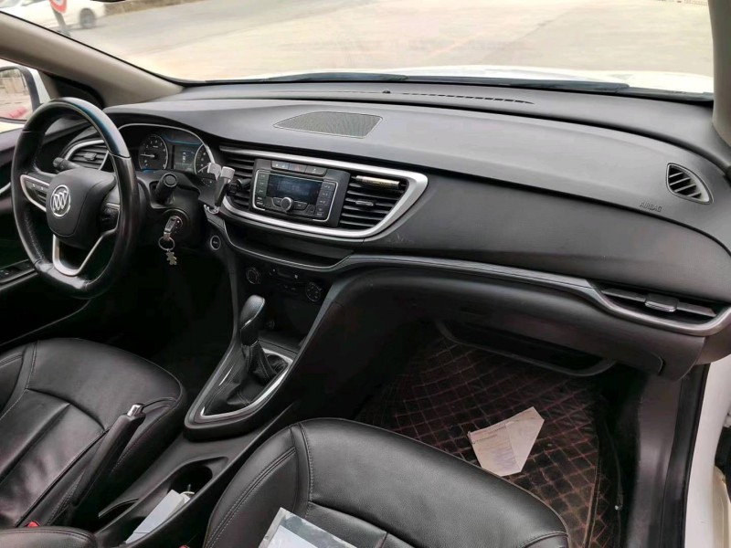 北京18年别克英朗7