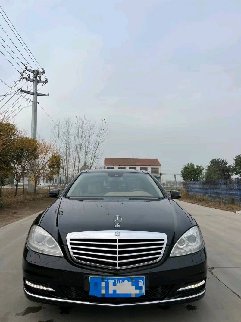 北京13年奔驰S8