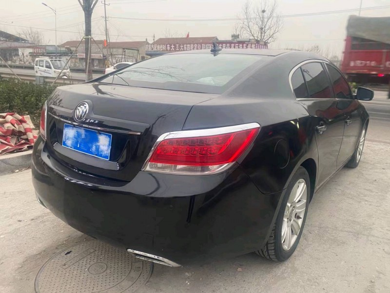 枣庄11年别克君越7