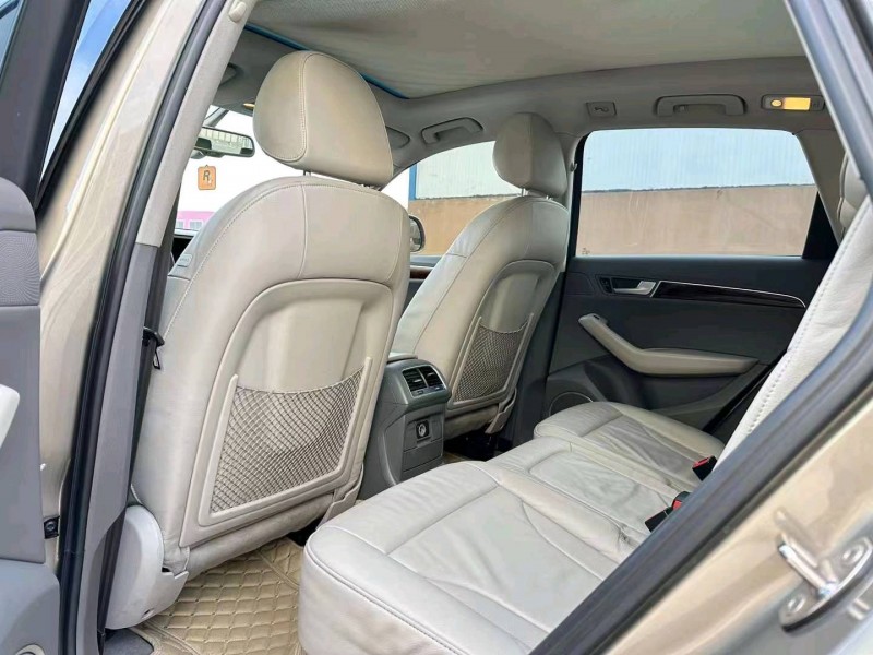 忻州11年奥迪Q58