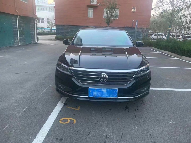 枣庄22年大众朗逸1