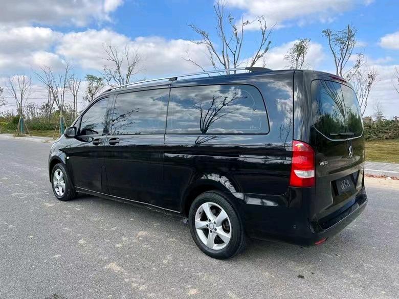 盐城17年奔驰威霆9