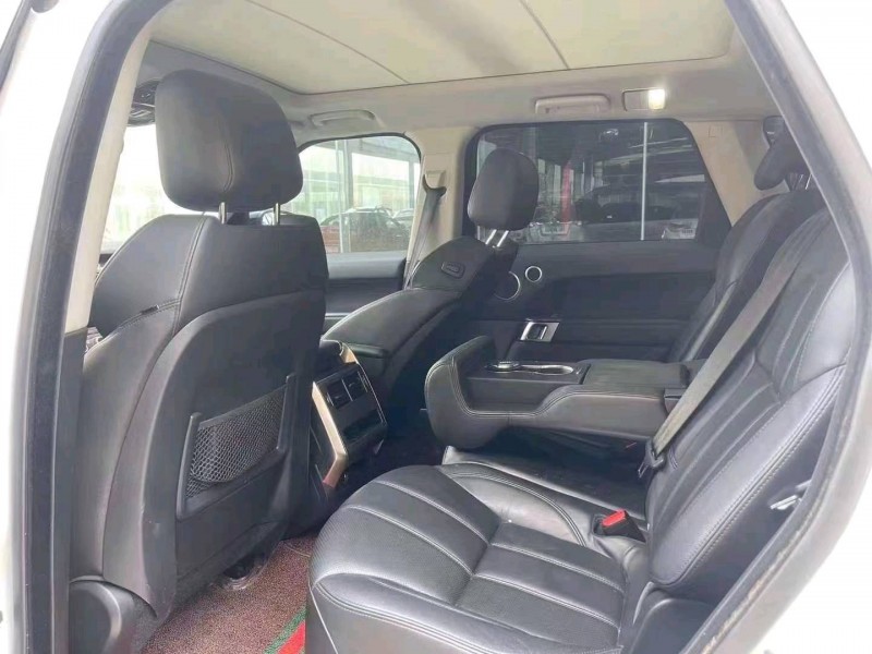 济宁17年路虎揽胜运动3