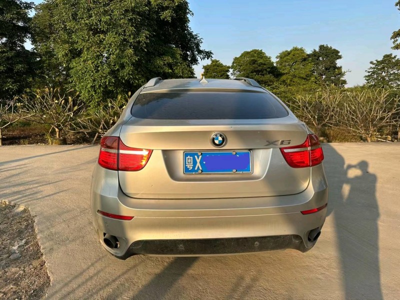 中山12年宝马X65