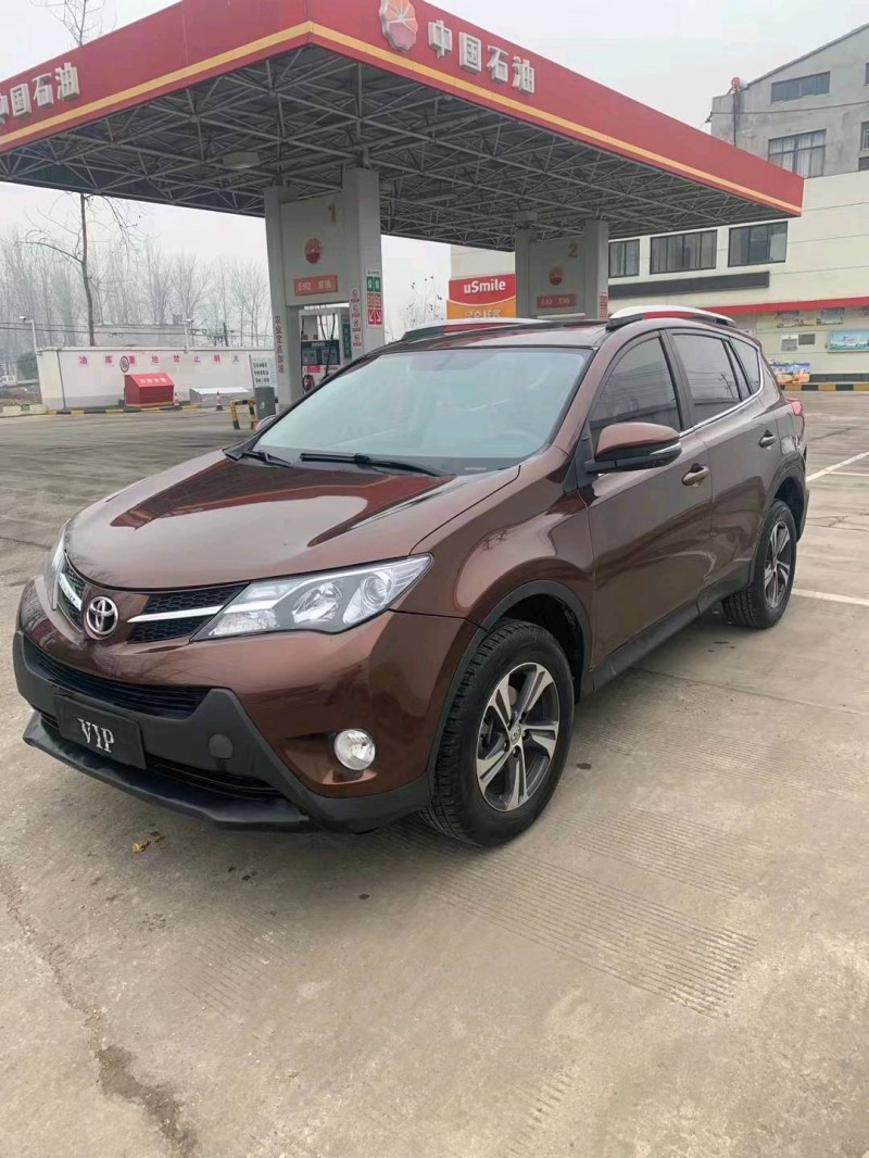 淮南16年丰田RAV4荣放4