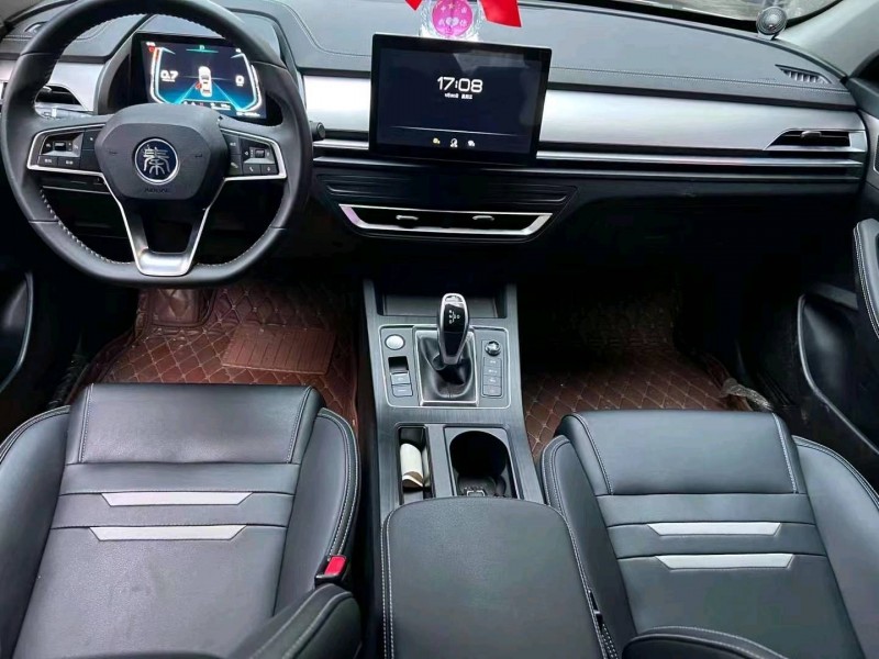 珠海21年比亚迪秦5