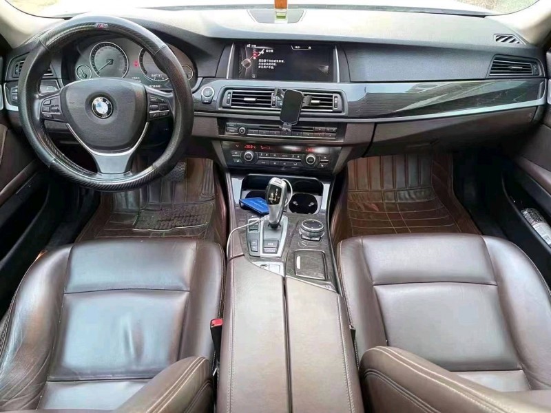 济宁15年宝马5系5