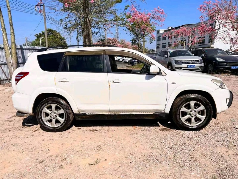 珠海09年丰田RAV4荣放7