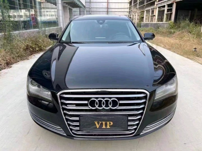 济宁13年奥迪A8L1