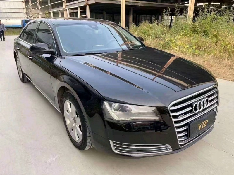 济宁13年奥迪A8L2
