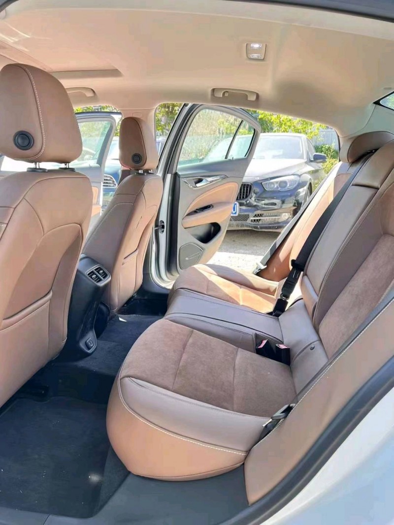 珠海21年别克君威4