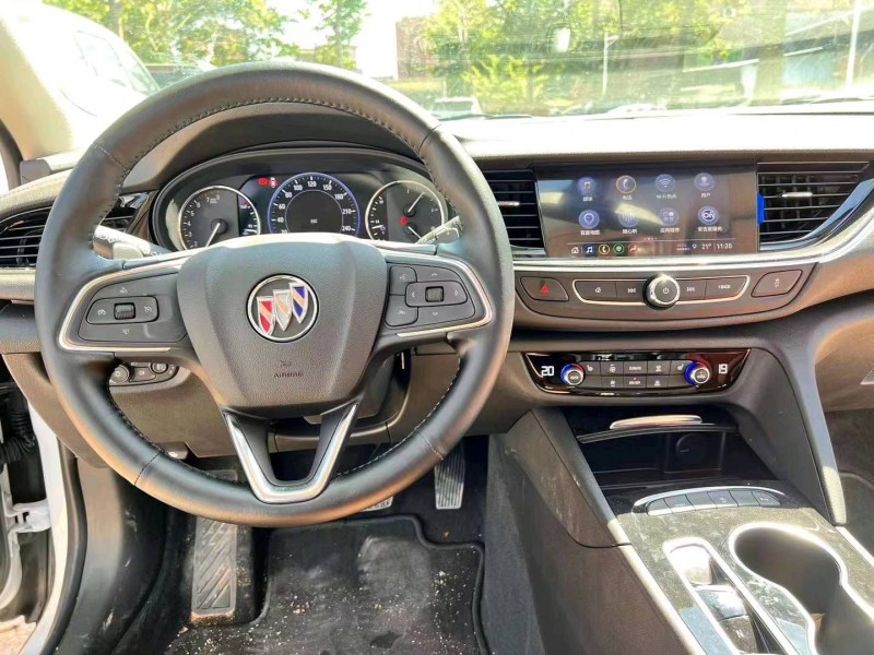 珠海21年别克君威5