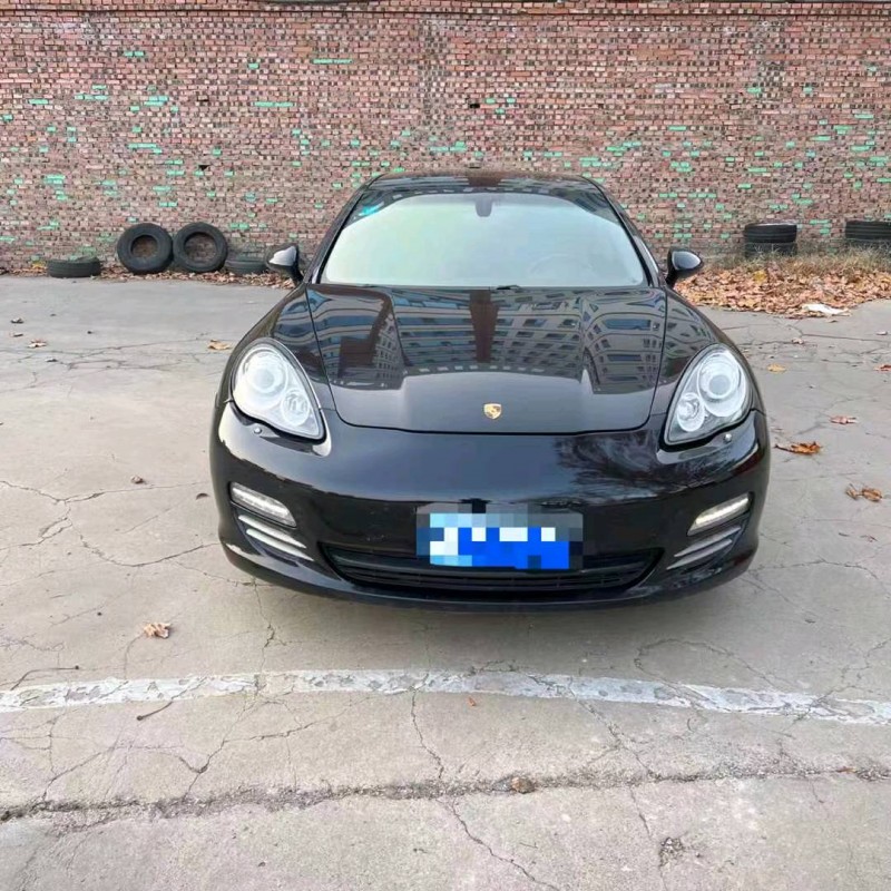 邯郸12年保时捷帕拉梅拉9