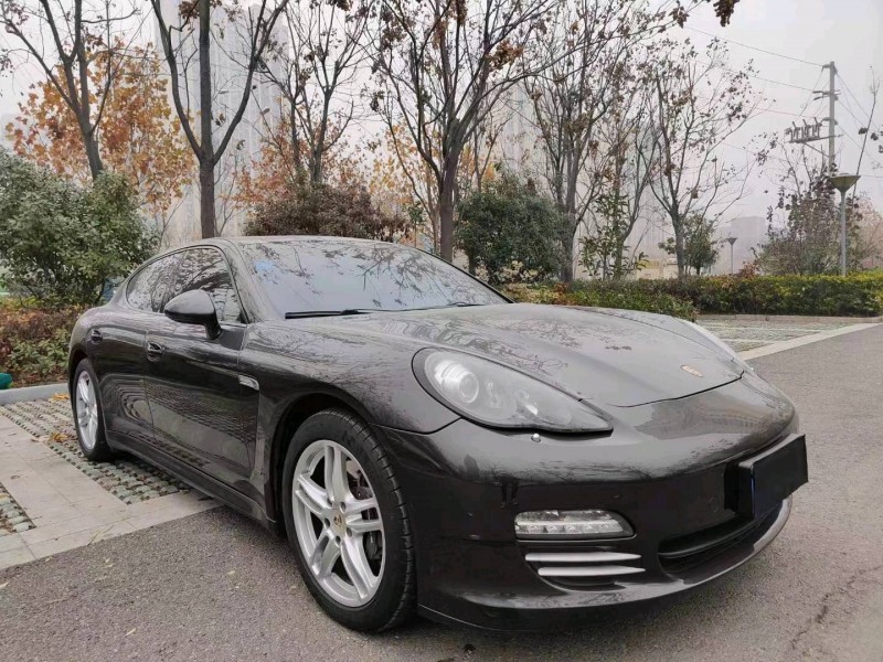 淮南12年保时捷帕拉梅拉6
