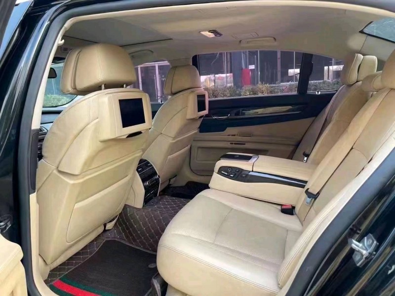 济宁12年宝马7系4