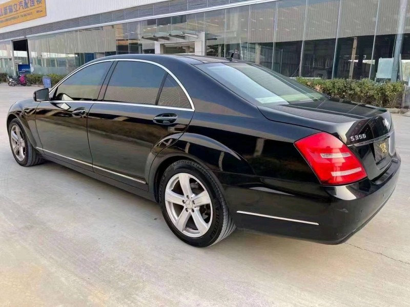 济宁11年奔驰S7