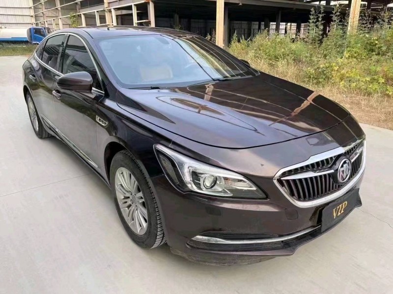 济宁17年别克君越5