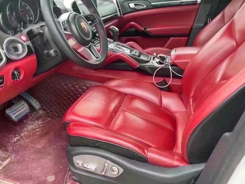 邯郸17年保时捷卡宴3